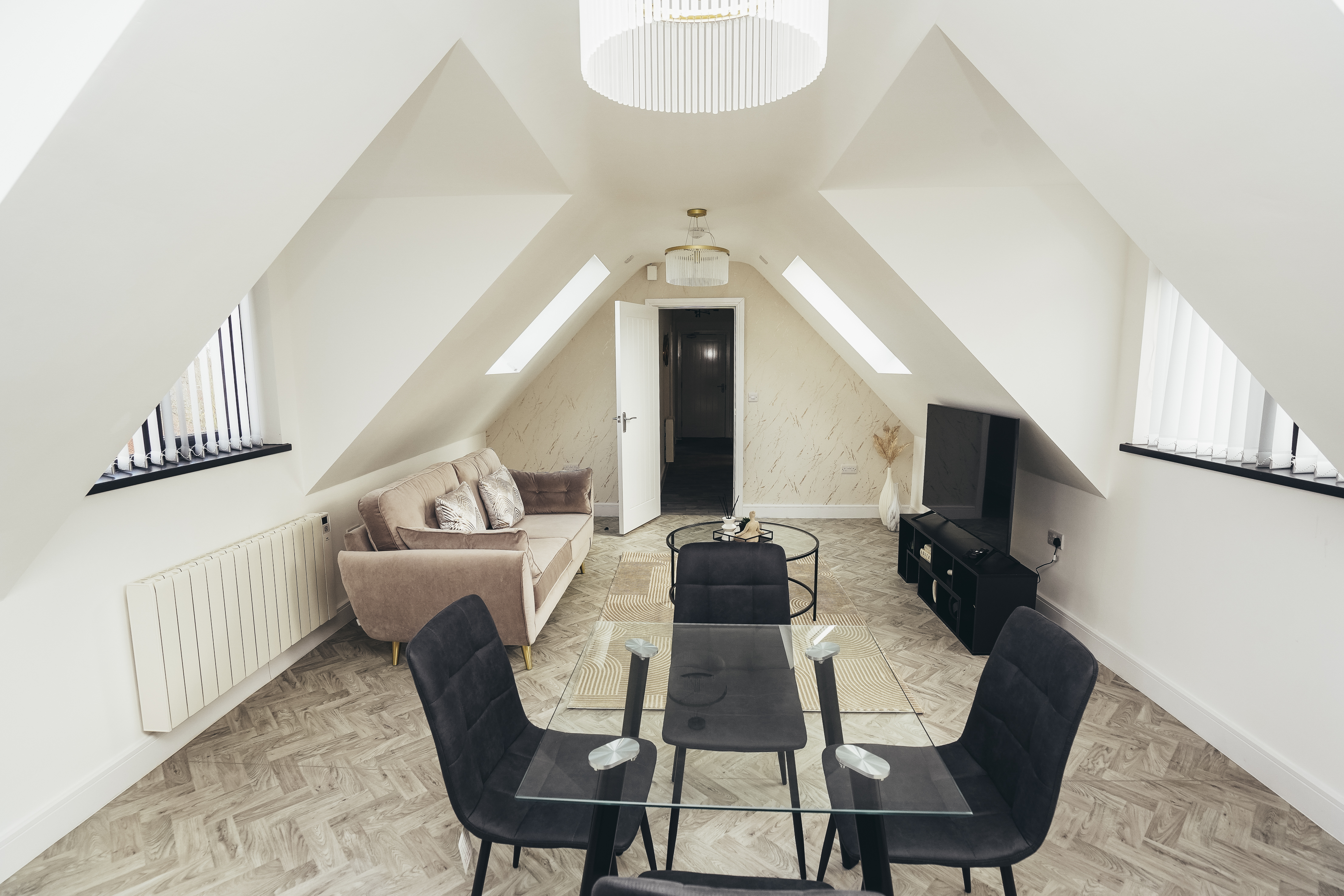 Queensferry Collection Residence 8 - Photo 3